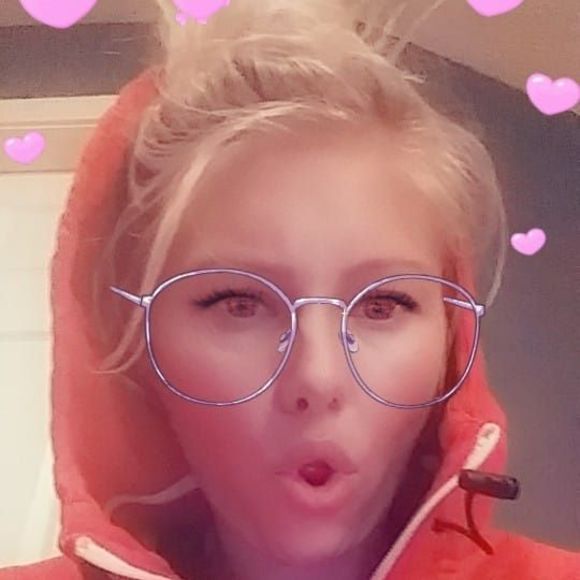 Meet your Posher, Shawna - Picture 1 of 1